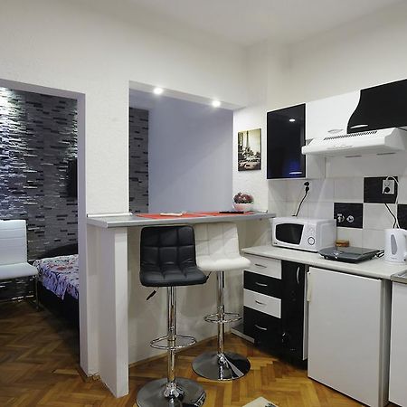 Apartment Rinaldi Белград Экстерьер фото